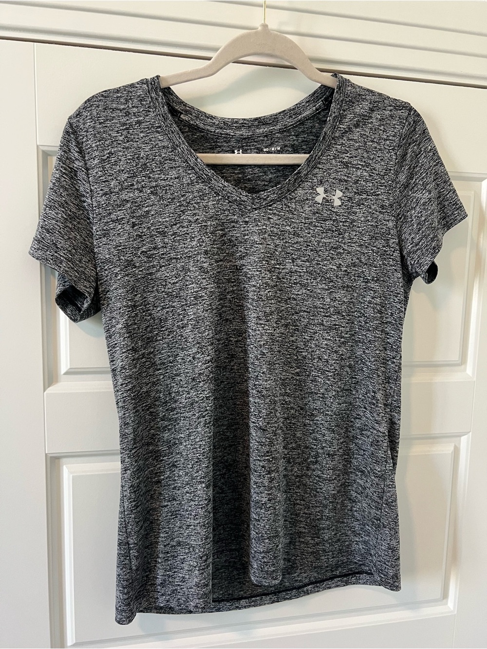 Under Armour Women's Heathered Gray V-Neck Short Sleeve Tee